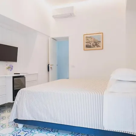 فندق مبيت وإفطار L'agapanto كابري