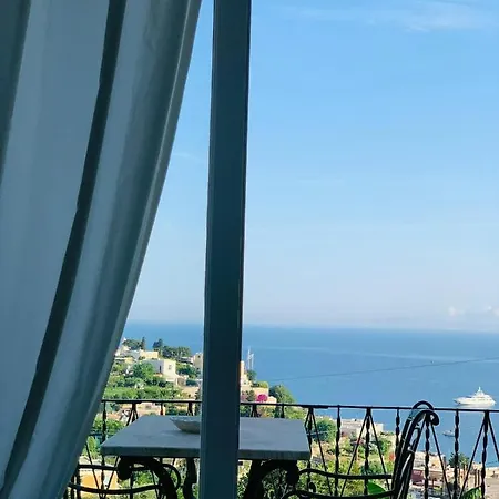 Bed & Breakfast L'agapanto 4*